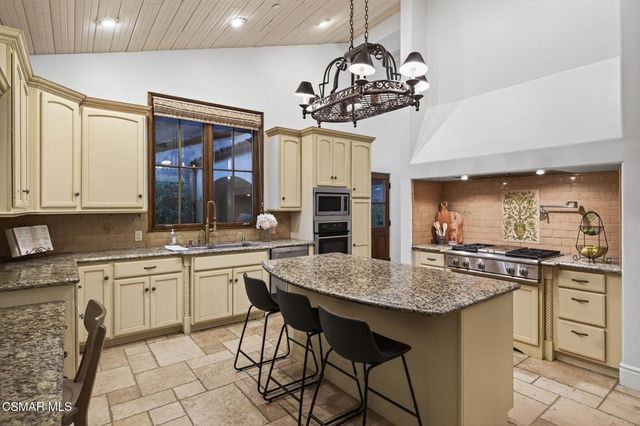 1560 Goodenough Road, Fillmore, CA 93015