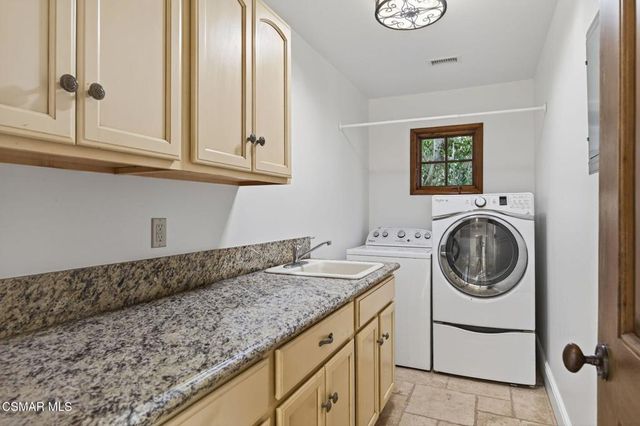 1560 Goodenough Road, Fillmore, CA 93015