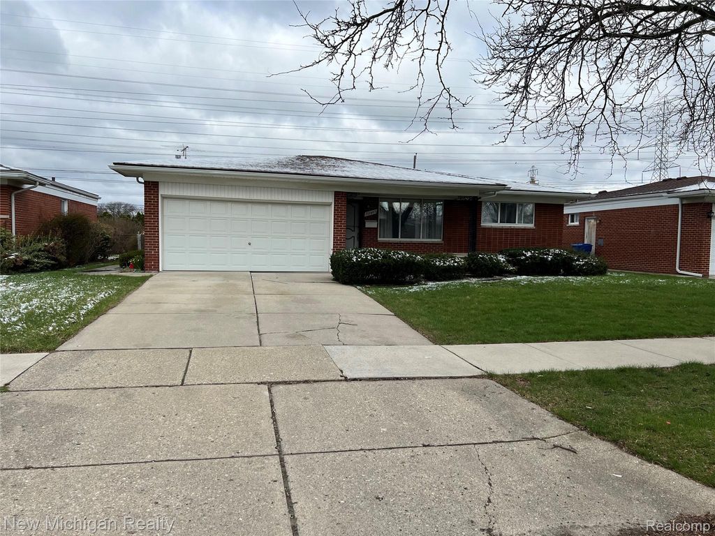 32403 LANCASTER Drive, Warren, MI 48088