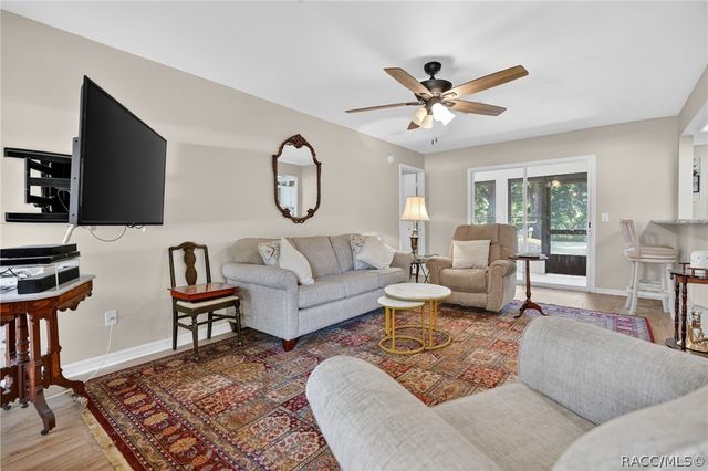 1766 N Ensign Point, Crystal River, FL 34429