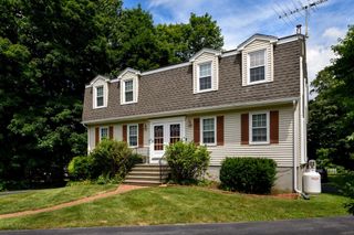 4 Crestwood Dr 4, Northborough, MA 01532