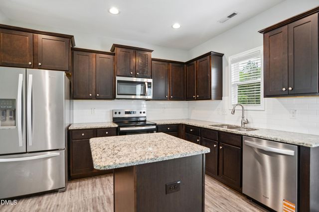 218 Day Lily Street, Selma, NC 27576
