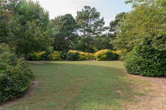 2920 Frying Pan Farm LN, Hayes, VA 23072
