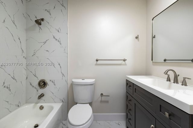 7510 SW 152nd Ave B207, Miami, FL 33193