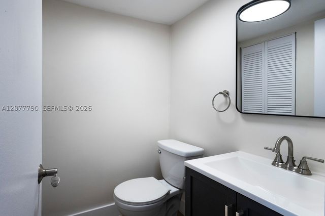 7510 SW 152nd Ave B207, Miami, FL 33193