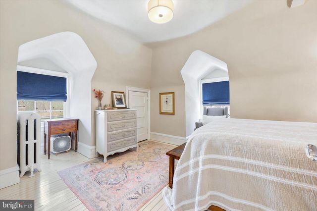 112 W SPRINGFIELD AVE, Philadelphia, PA 19118
