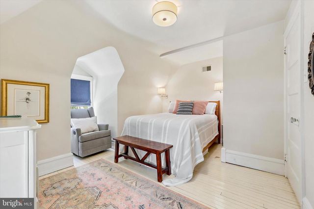 112 W SPRINGFIELD AVE, Philadelphia, PA 19118