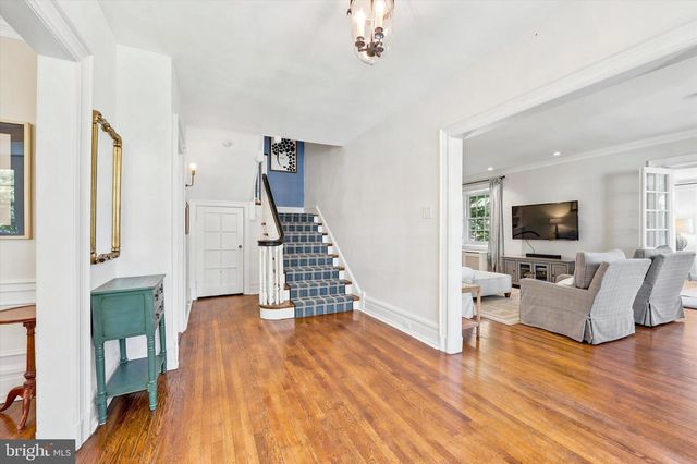 112 W SPRINGFIELD AVE, Philadelphia, PA 19118