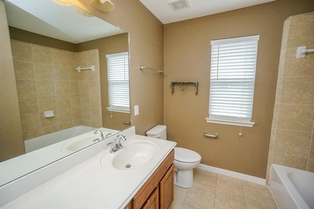 3211 London Lane, Missouri City, TX 77459