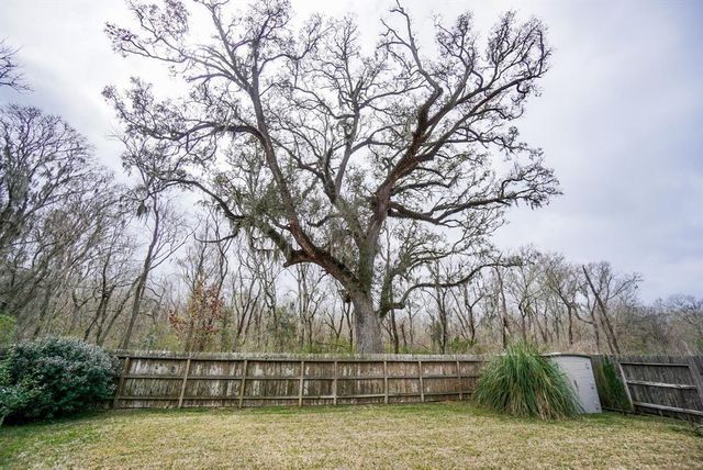 3211 London Lane, Missouri City, TX 77459