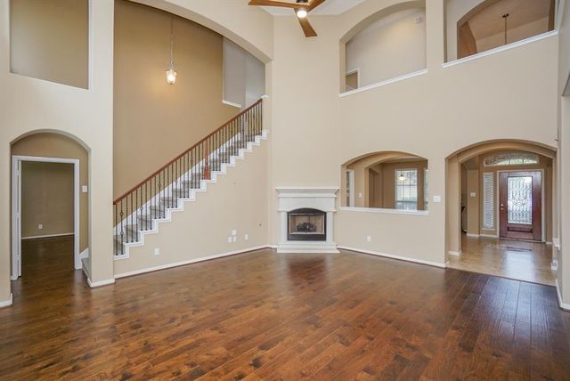 3211 London Lane, Missouri City, TX 77459