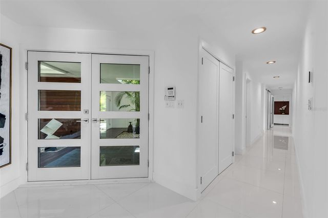 1306 S LAKE SHORE DRIVE, Sarasota, FL 34231