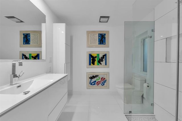 1306 S LAKE SHORE DRIVE, Sarasota, FL 34231