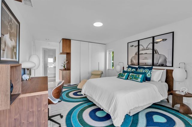 1306 S LAKE SHORE DRIVE, Sarasota, FL 34231