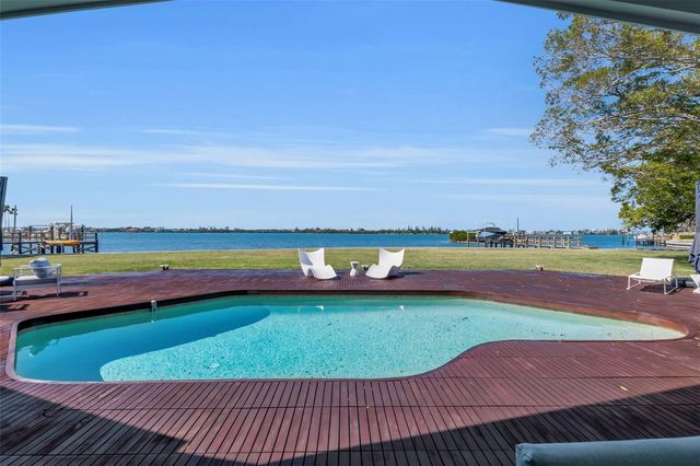 1306 S LAKE SHORE DRIVE, Sarasota, FL 34231