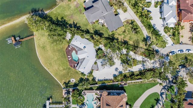 1306 S LAKE SHORE DRIVE, Sarasota, FL 34231