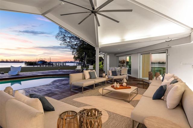 1306 S LAKE SHORE DRIVE, Sarasota, FL 34231