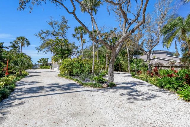 1306 S LAKE SHORE DRIVE, Sarasota, FL 34231
