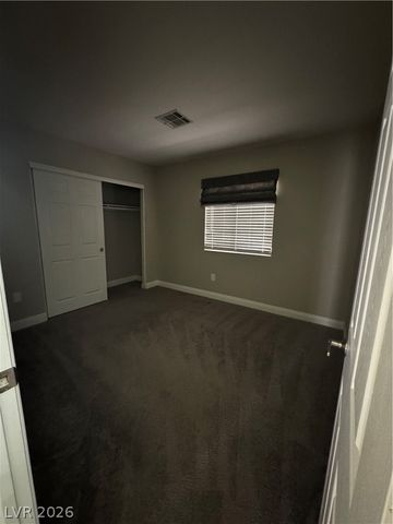 2504 GOLDENMOON Street, Las Vegas, NV 89108