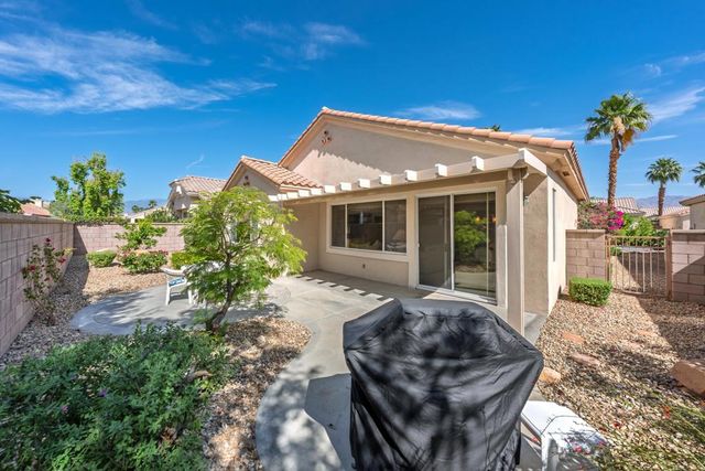 78607 Palm Tree Avenue, Palm Desert, CA 92211