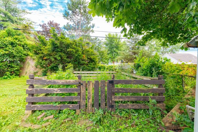 8876 Sheldon Road, Plymouth Charter Twp, MI 48170