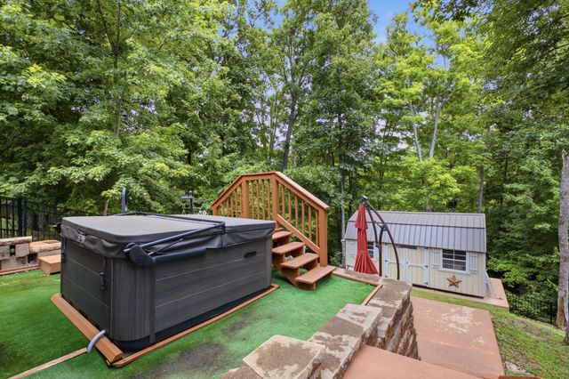 1109 Secretariat Dr, Mount Juliet, TN 37122