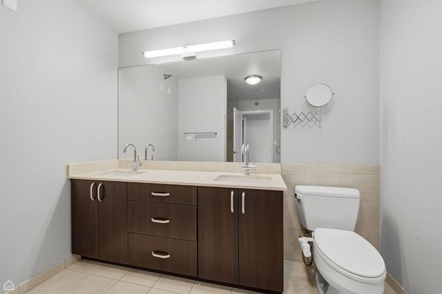235 W VAN BUREN Street 4501, Chicago, IL 60607
