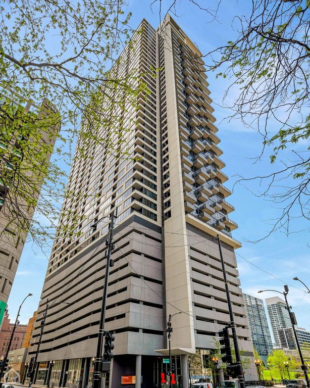 235 W VAN BUREN Street 4501, Chicago, IL 60607