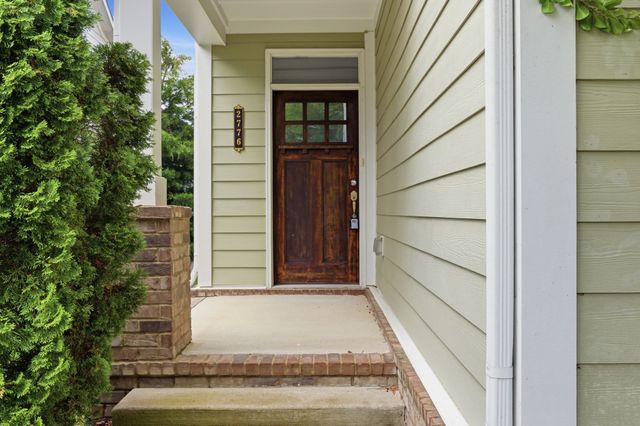 2776 Americus Dr, Thompsons Station, TN 37179