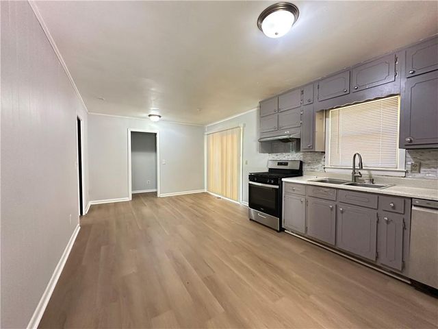 967 Pine Roc Drive, Stone Mountain, GA 30083