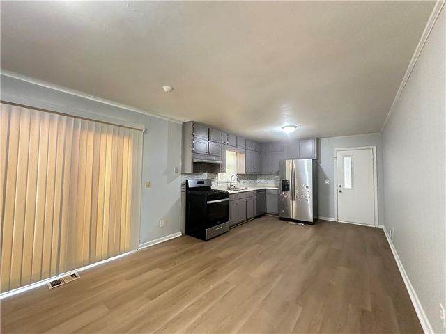 967 Pine Roc Drive, Stone Mountain, GA 30083