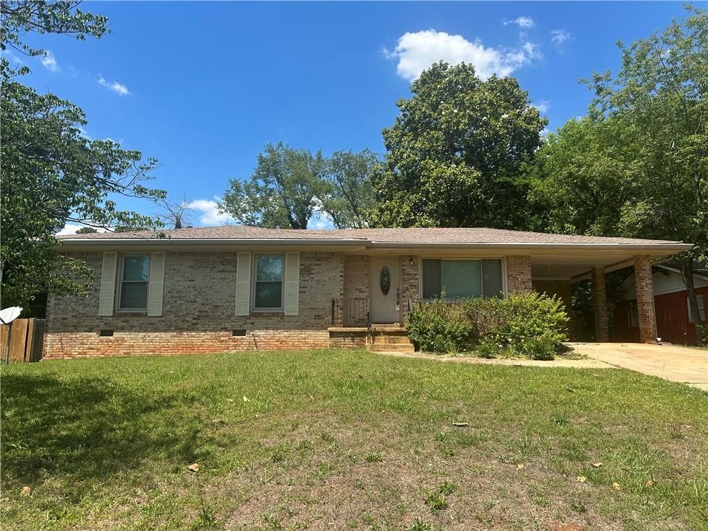 967 Pine Roc Drive, Stone Mountain, GA 30083