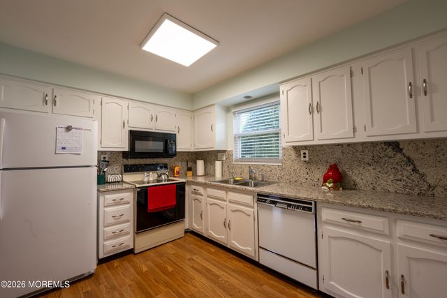 14 Bryant Road, Brick, NJ 08724