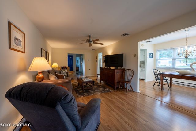 14 Bryant Road, Brick, NJ 08724