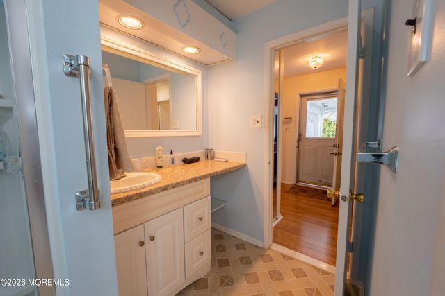 14 Bryant Road, Brick, NJ 08724