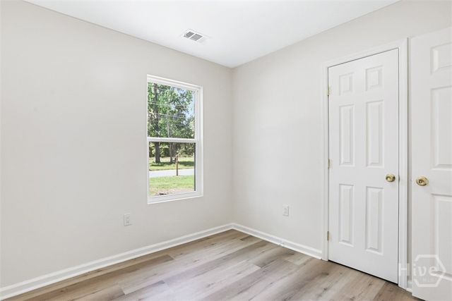 2020 Cowan Avenue, Savannah, GA 31405