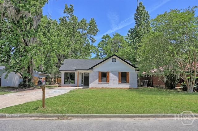 2020 Cowan Avenue, Savannah, GA 31405