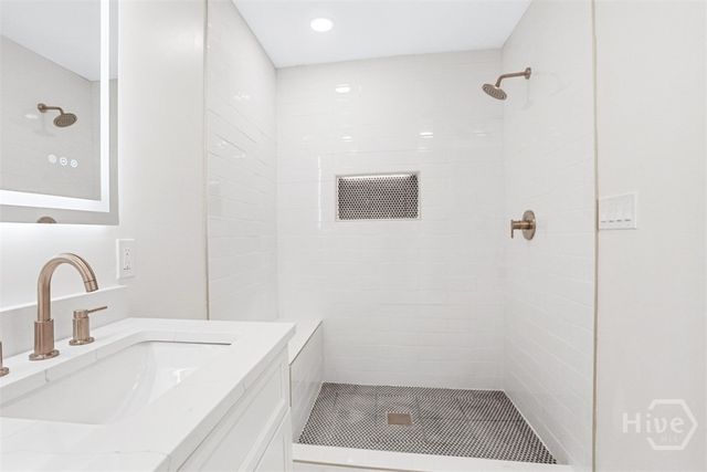 2020 Cowan Avenue, Savannah, GA 31405