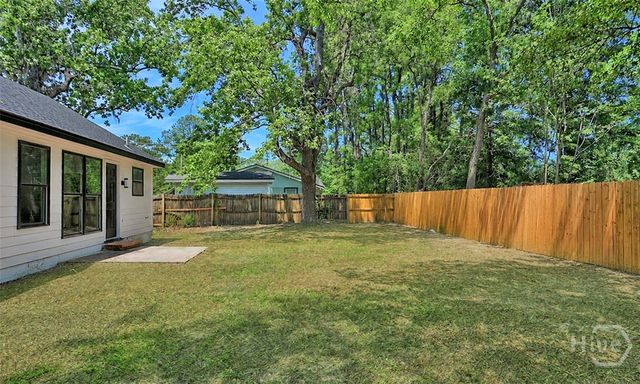 2020 Cowan Avenue, Savannah, GA 31405