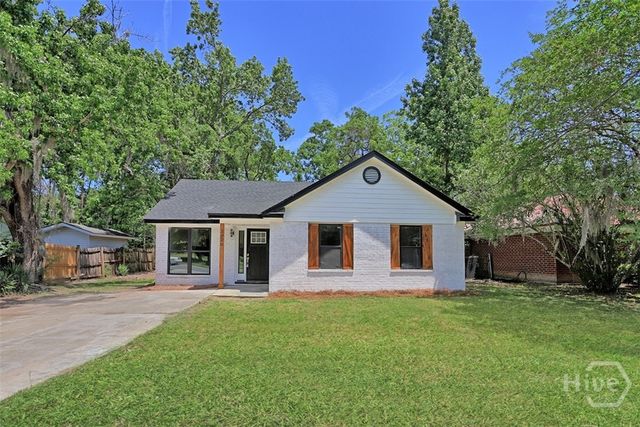 2020 Cowan Avenue, Savannah, GA 31405