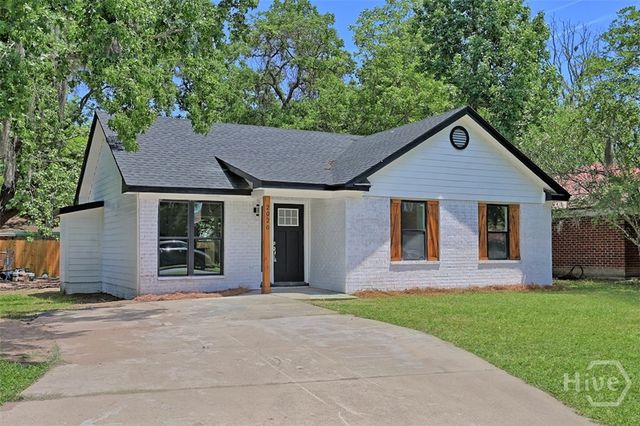 2020 Cowan Avenue, Savannah, GA 31405