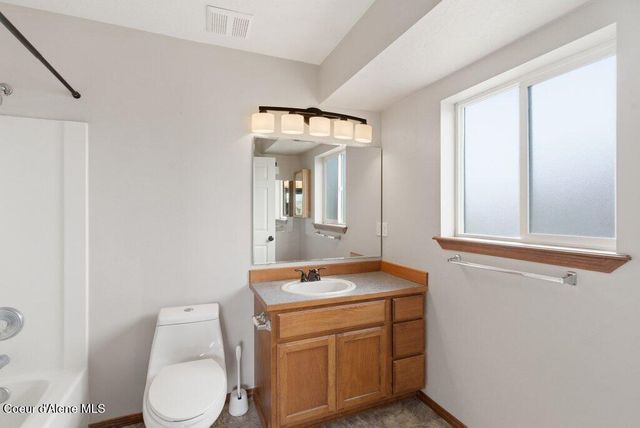 2639 W Blueberry CIR, Hayden, ID 83835