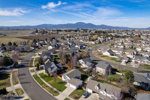 2639 W Blueberry CIR, Hayden, ID 83835