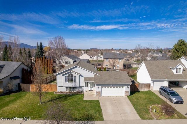 2639 W Blueberry CIR, Hayden, ID 83835