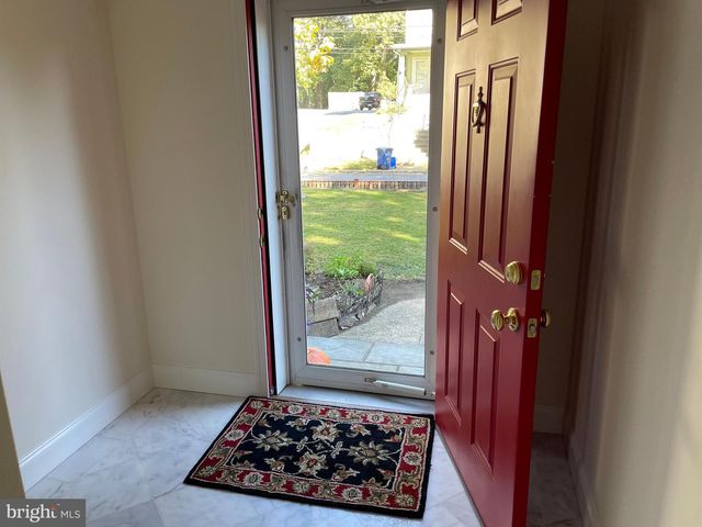 610 RITCHIE AVE, Silver Spring, MD 20910