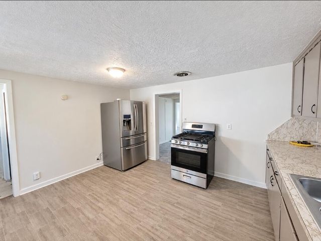 1437 Park AVENUE, Racine, WI 53403
