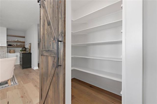 17237 W 164th Terrace, Olathe, KS 66062