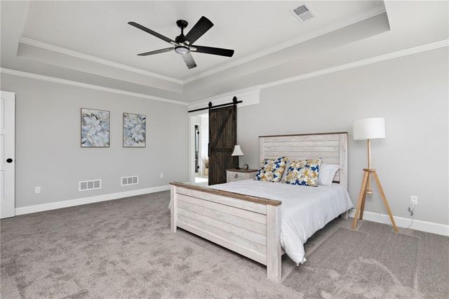 17237 W 164th Terrace, Olathe, KS 66062