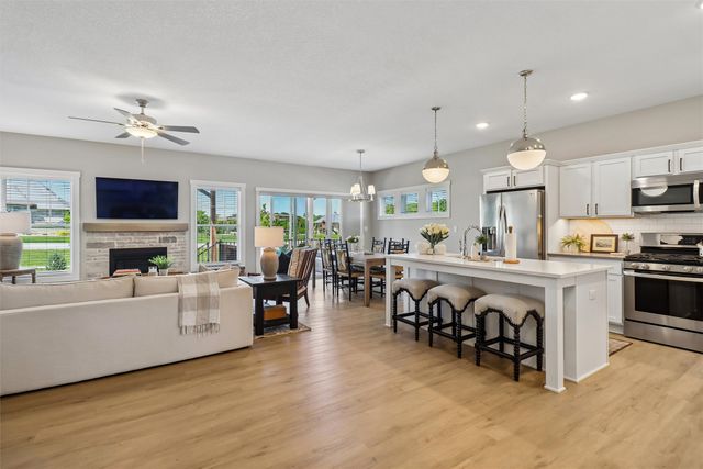 1138 NE 17th Lane, Ankeny, IA 50021