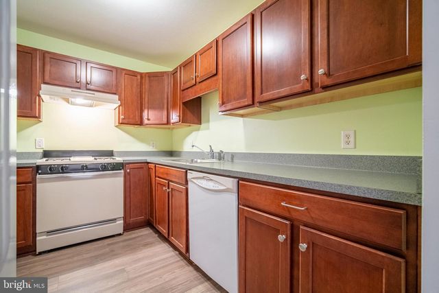 452B BUTTONWOOD LN, York, PA 17406